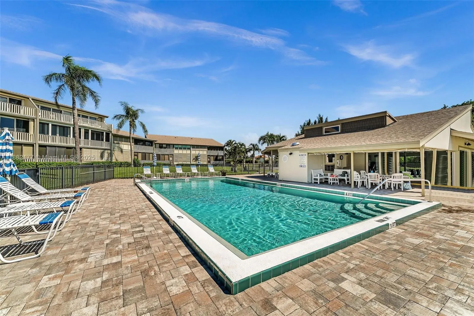 1456 NE Ocean Blvd, #7-204