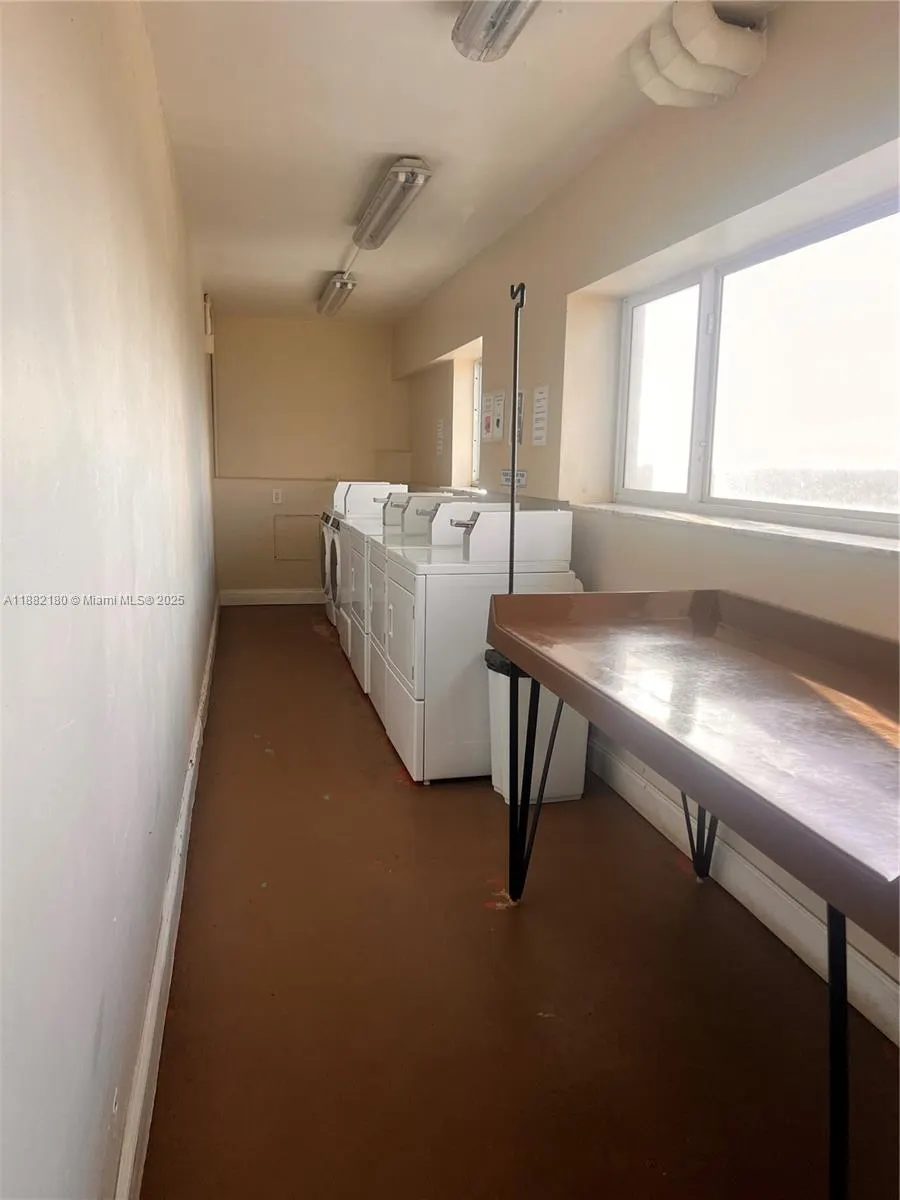 300 Oregon St, #506