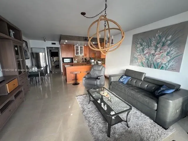 300 Oregon St, #506