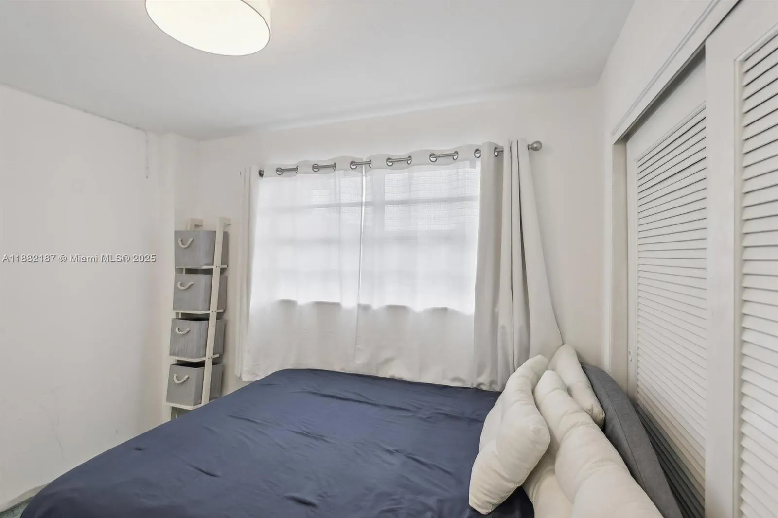 1345 West Avenue, #304