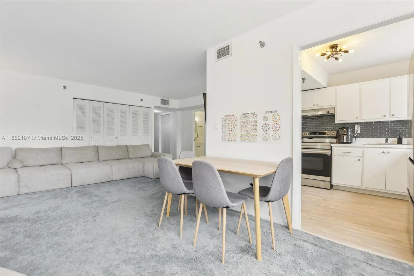 1345 West Avenue, #304