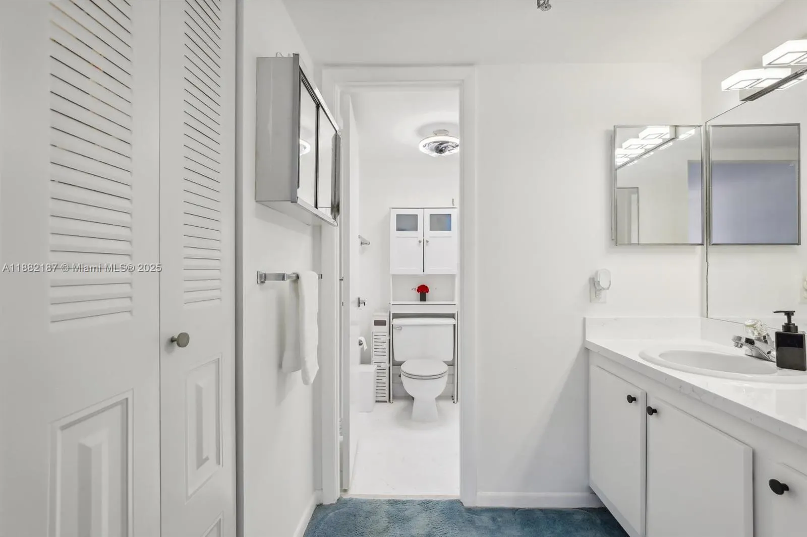 1345 West Avenue, #304