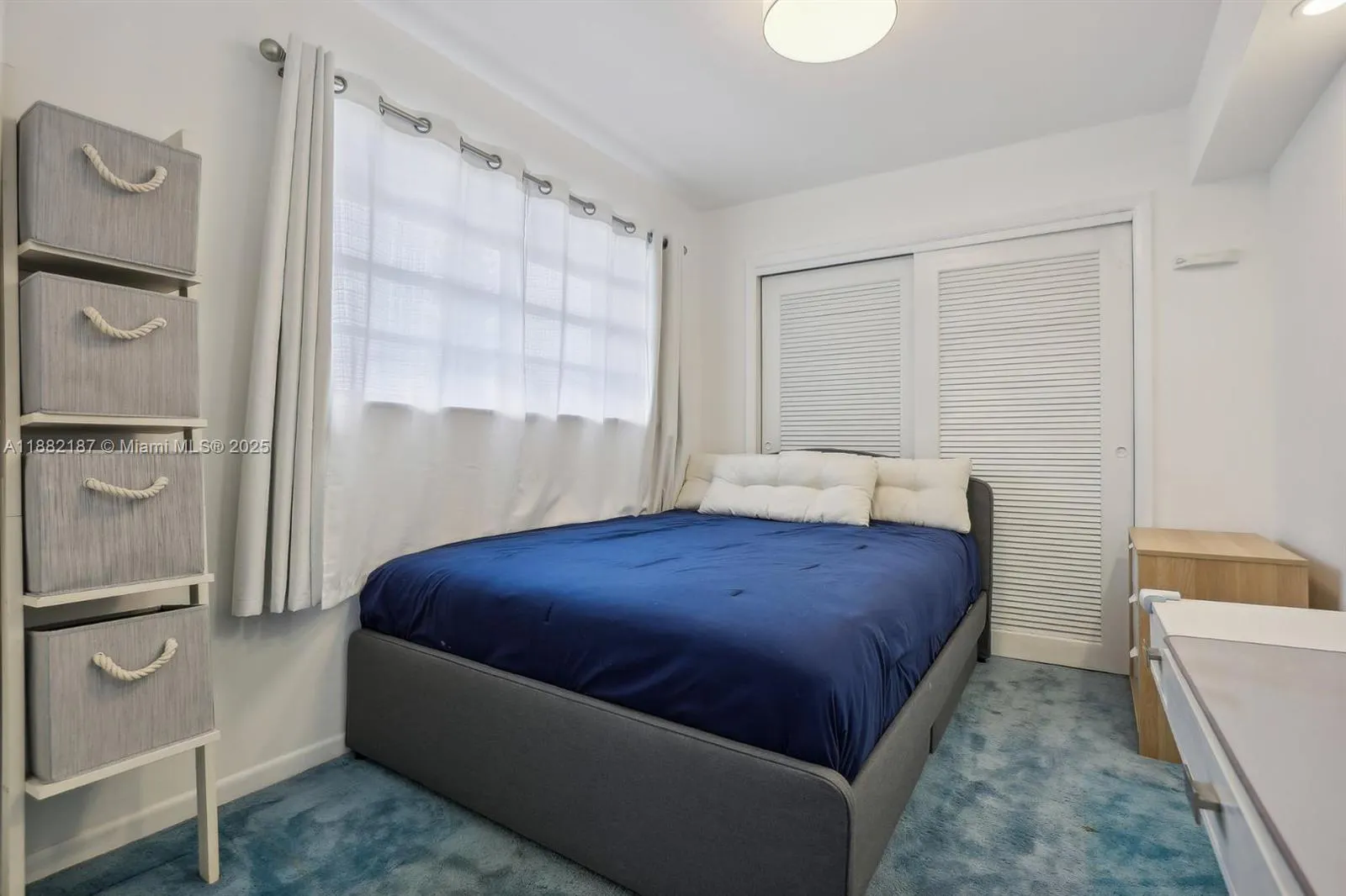 1345 West Avenue, #304