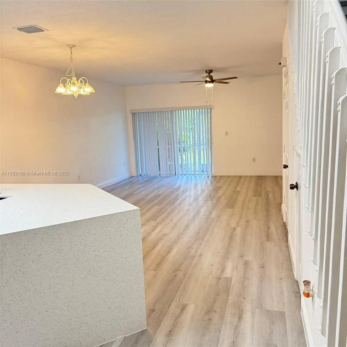 6482 Catalina Ln, #6482