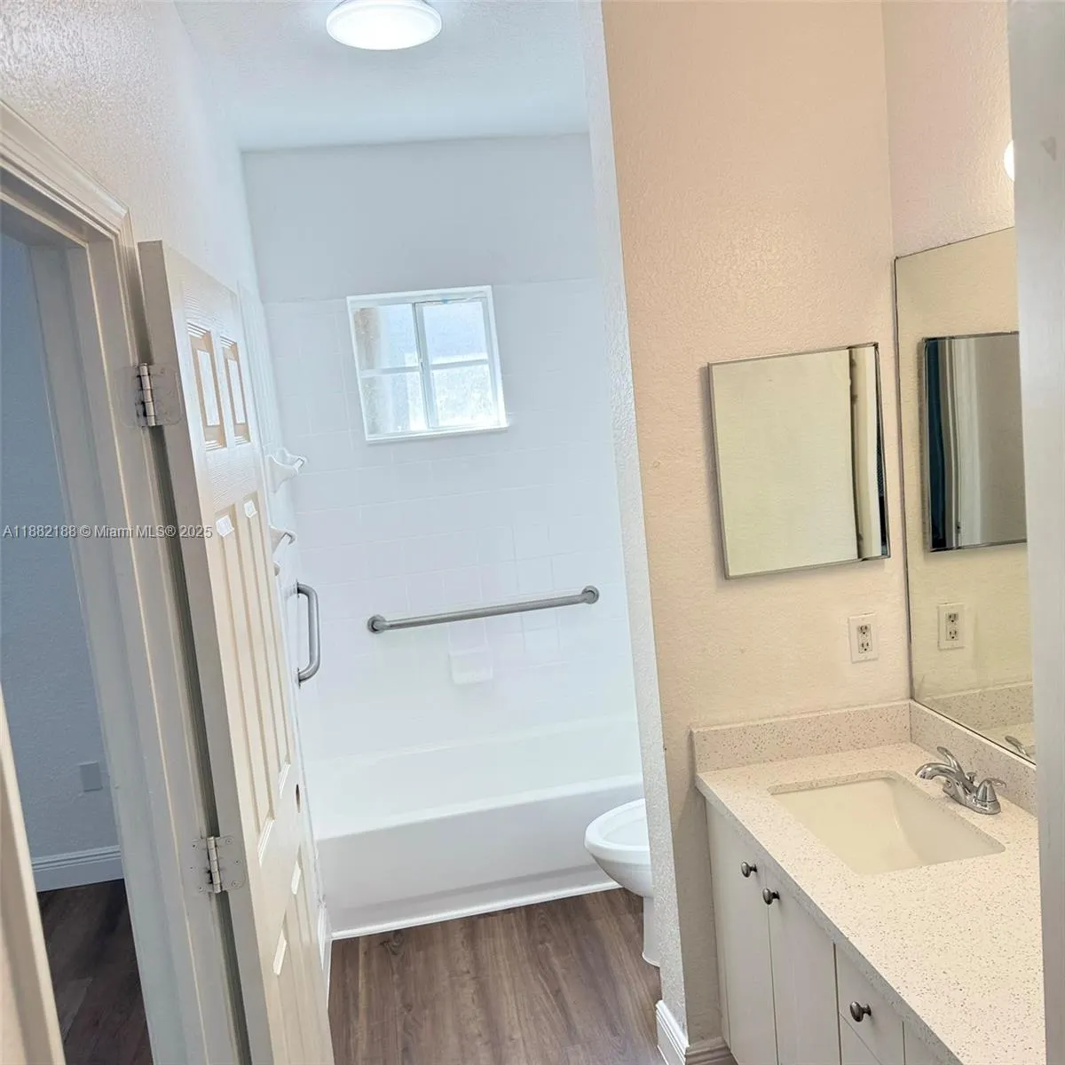 6482 Catalina Ln, #6482