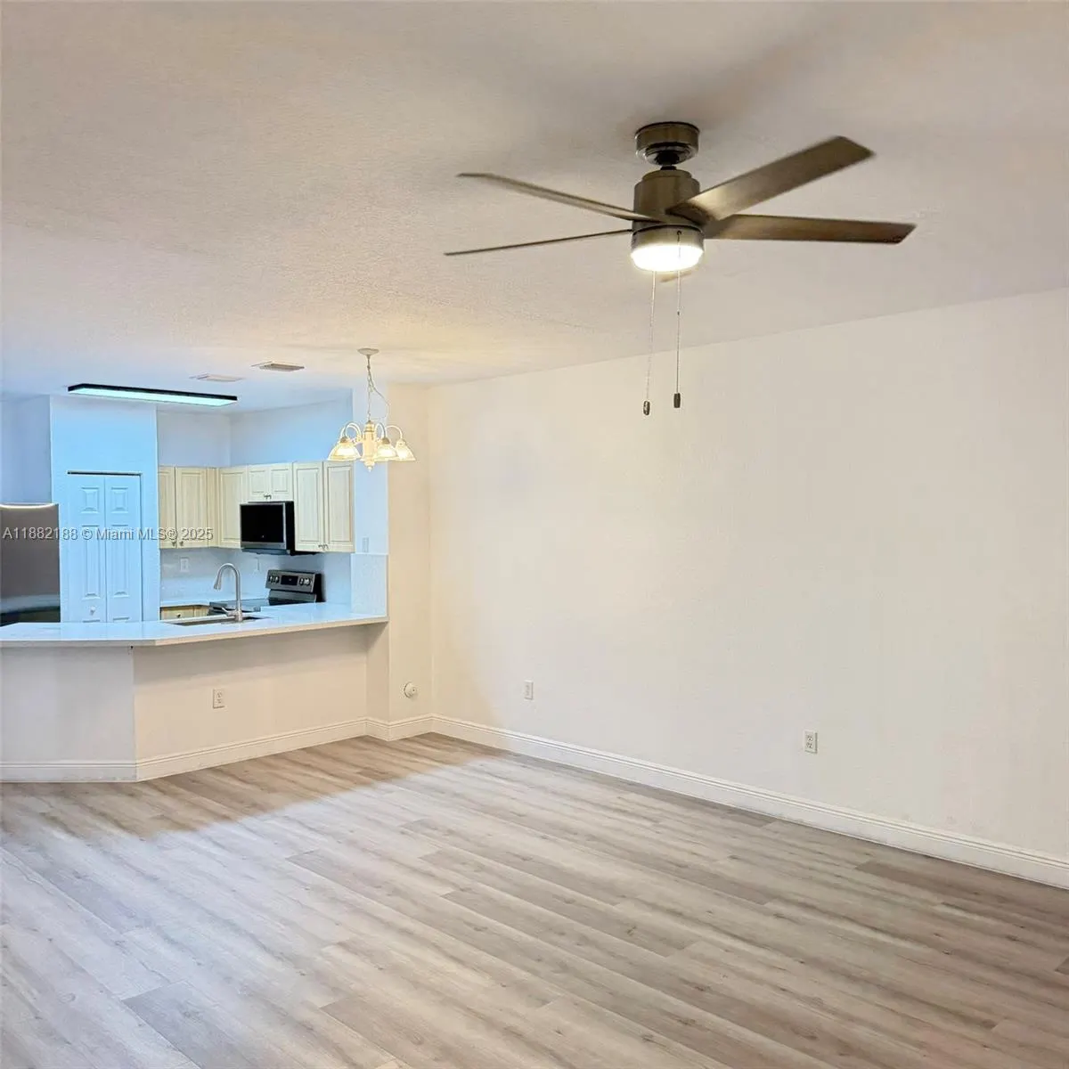 6482 Catalina Ln, #6482