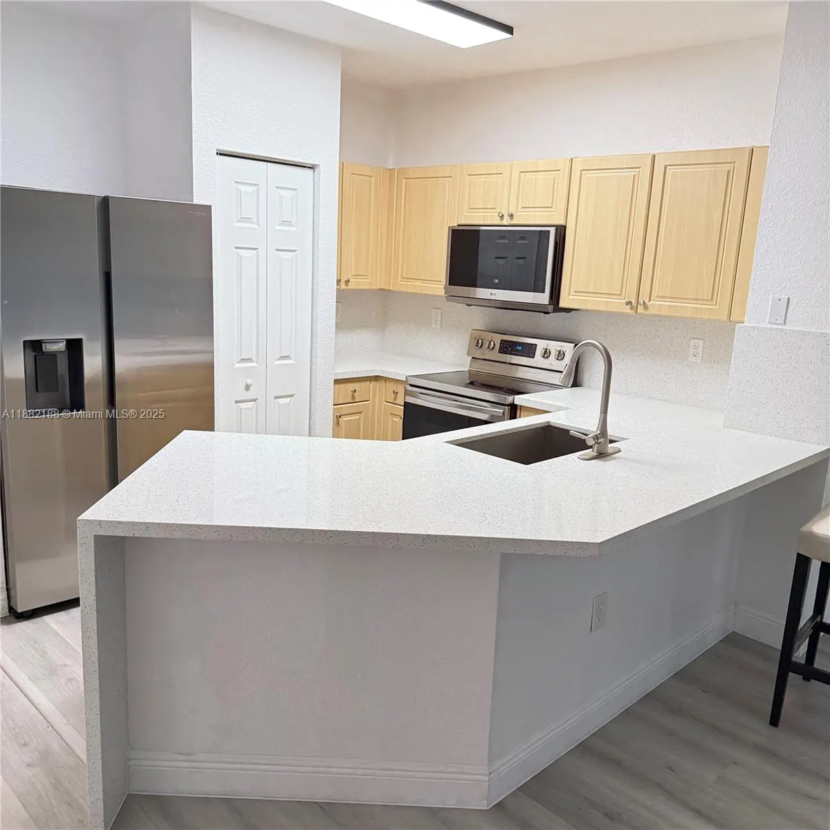 6482 Catalina Ln, #6482