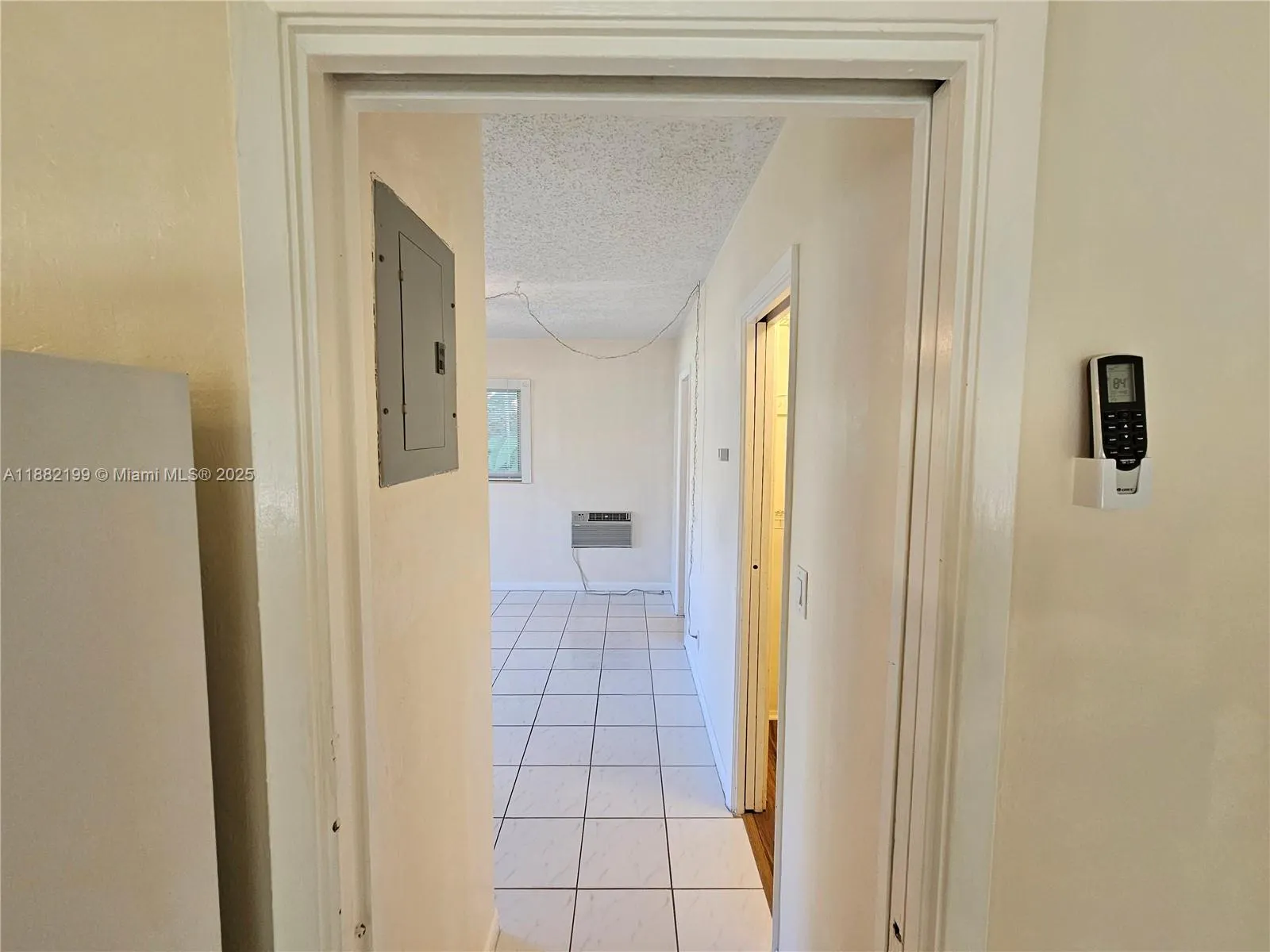 3221 NE 7th Pl, #B