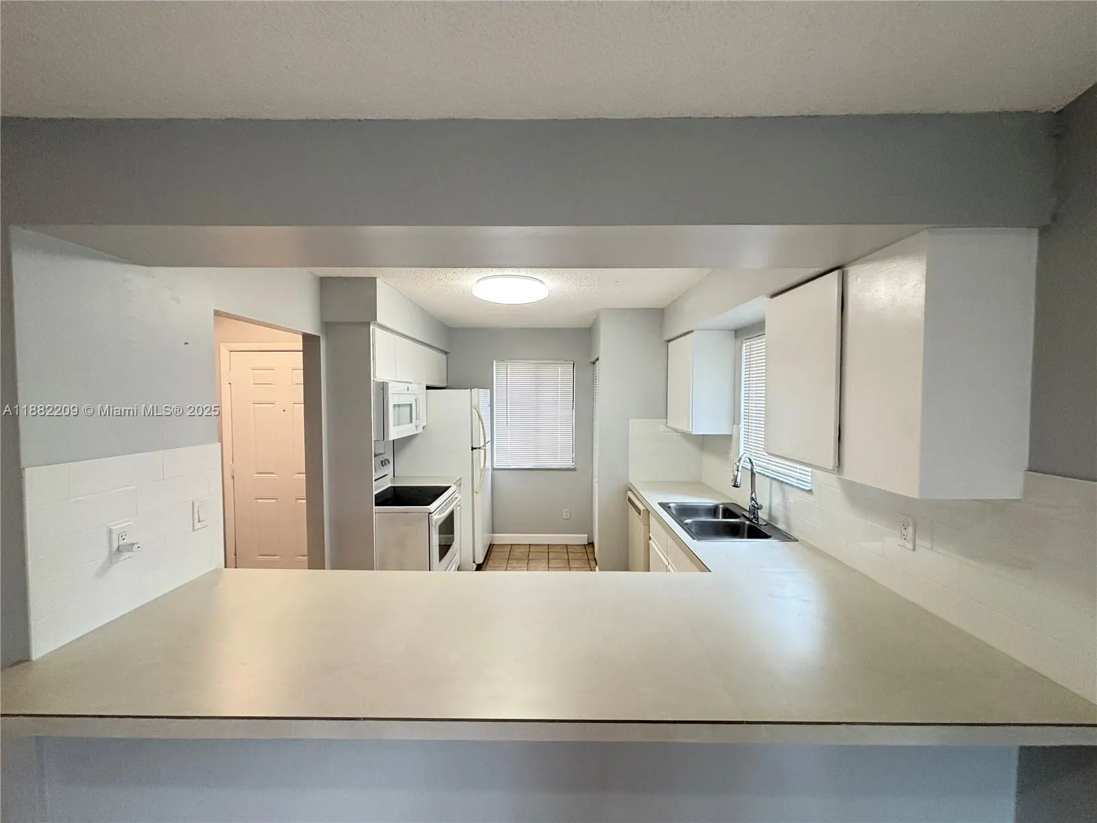 4805 Pier Dr, #4805