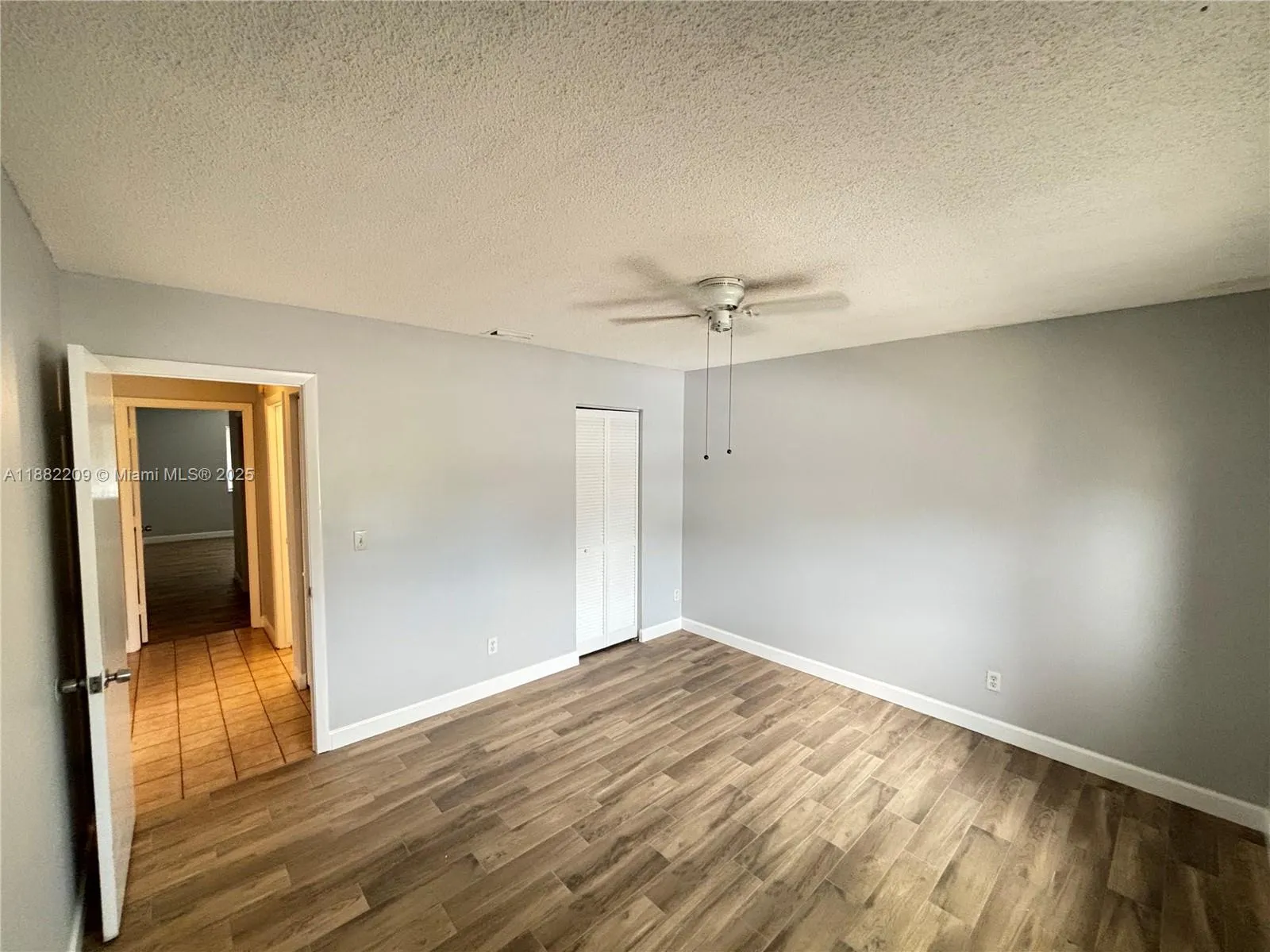 4805 Pier Dr, #4805