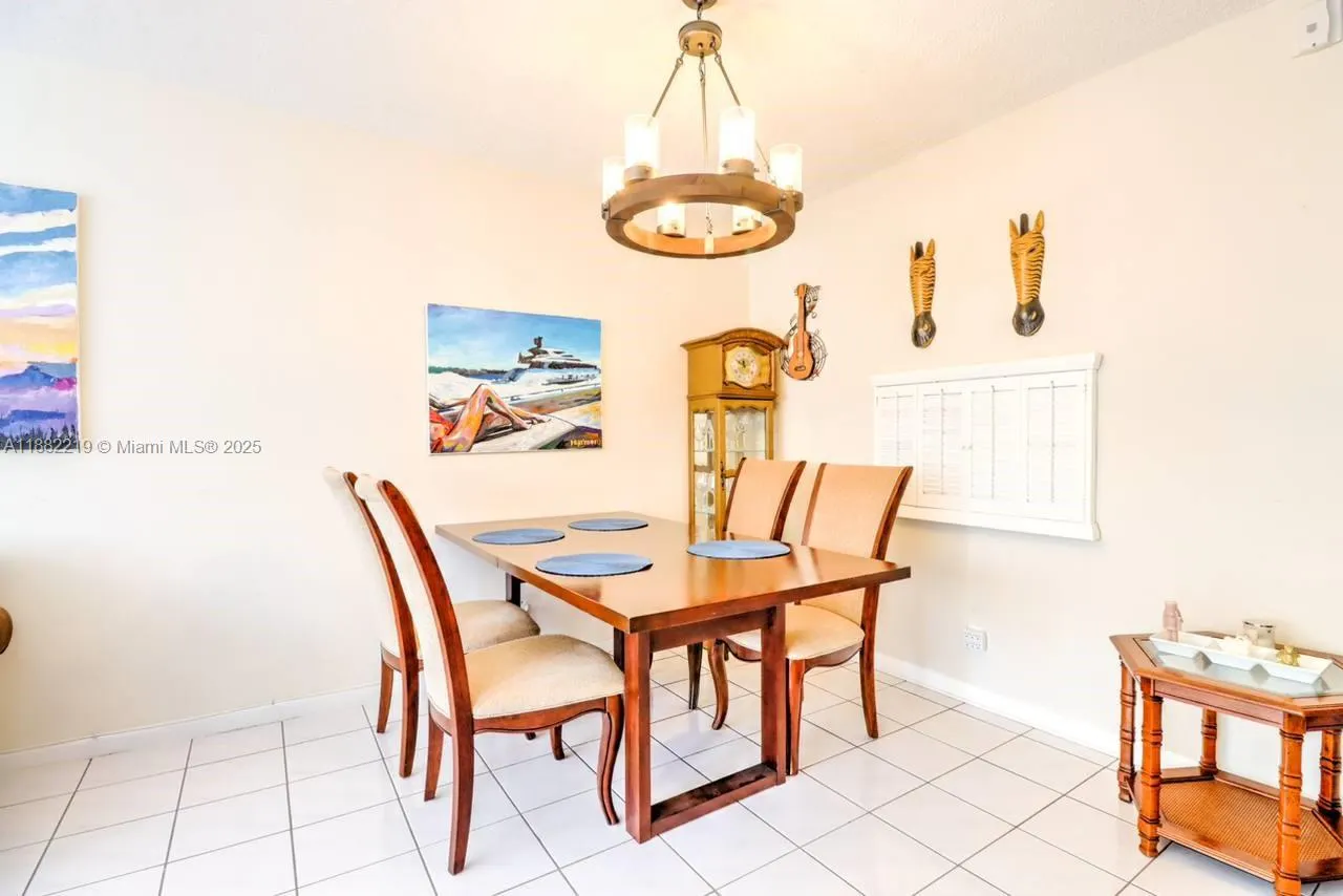 850 NE 12th Ave, #210