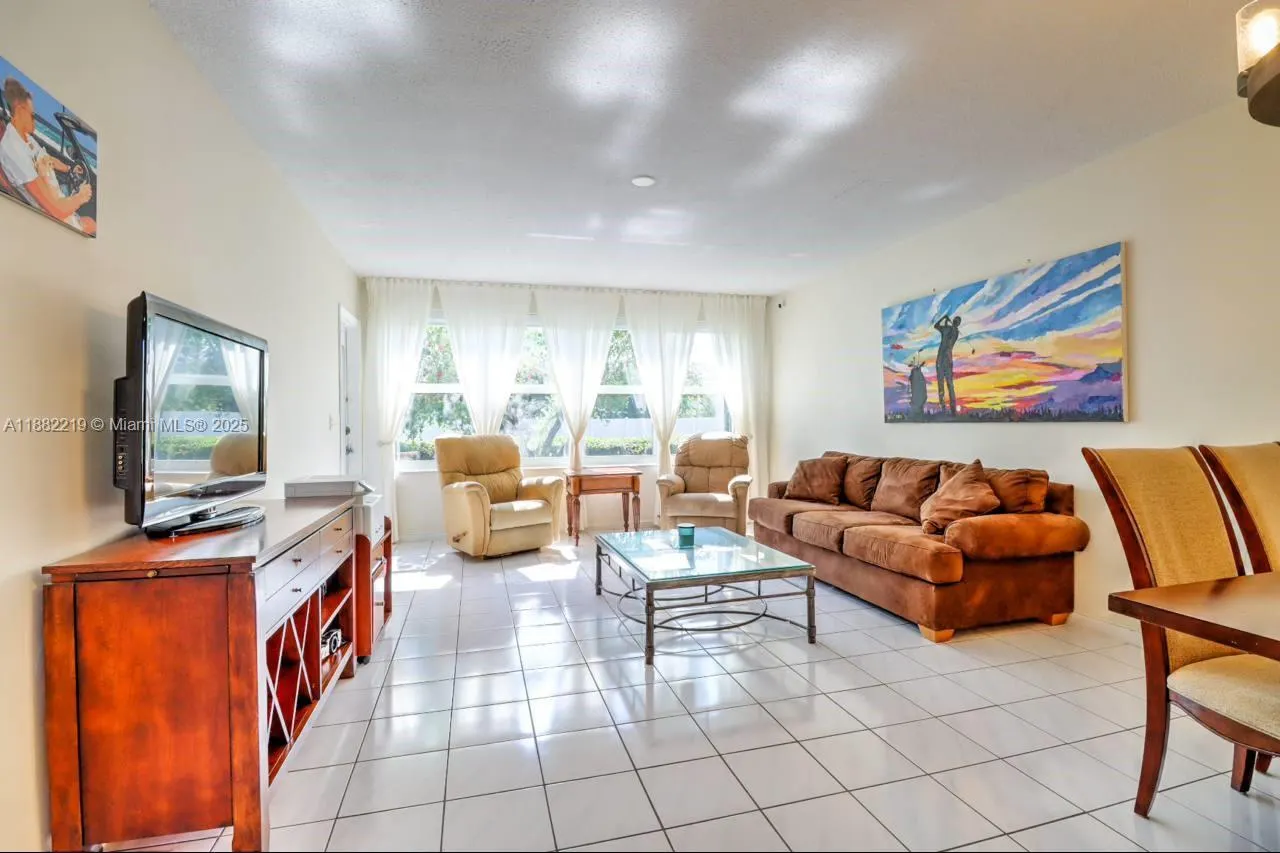 850 NE 12th Ave, #210