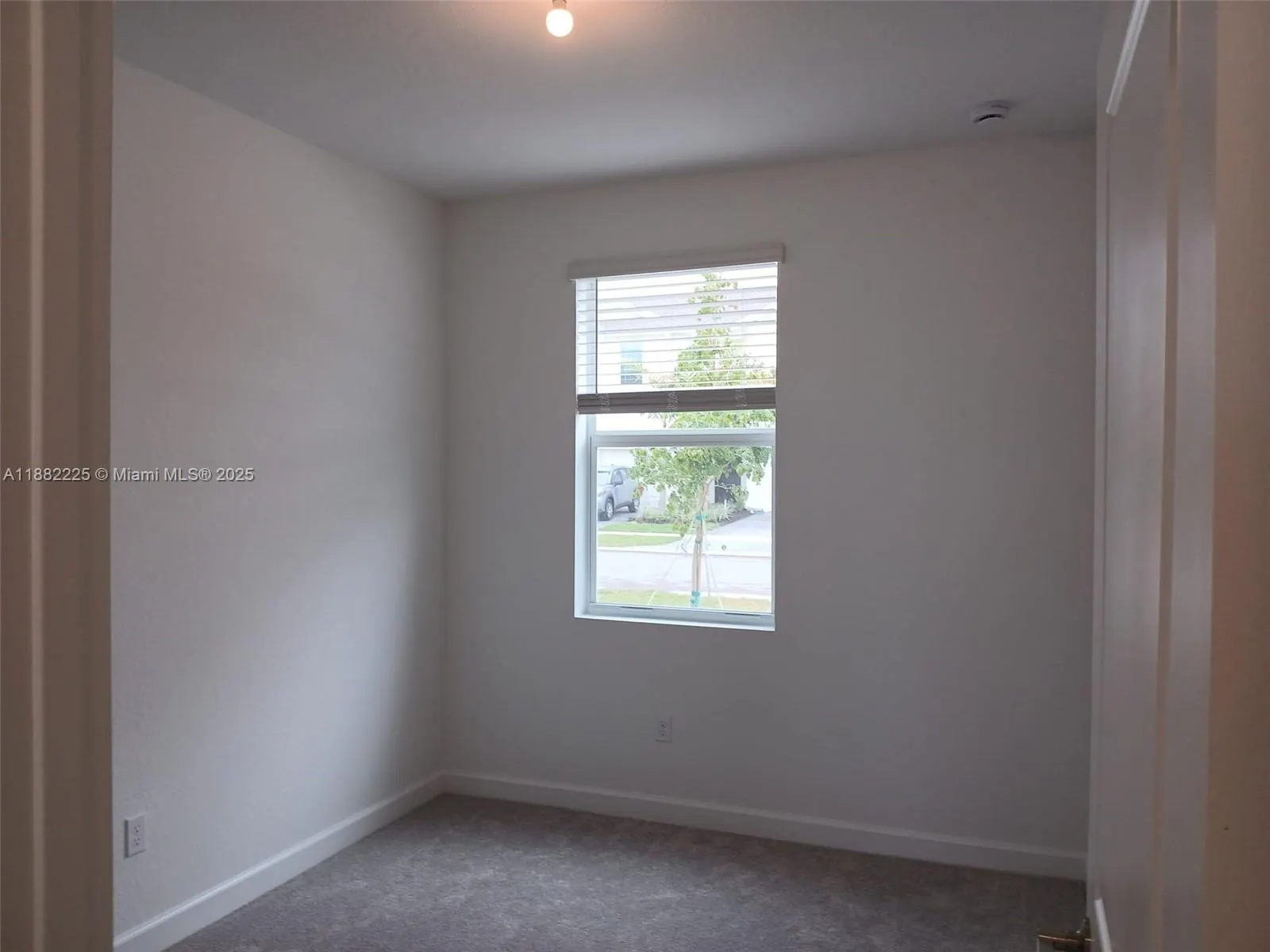 519 SE Rivergrass St, #519