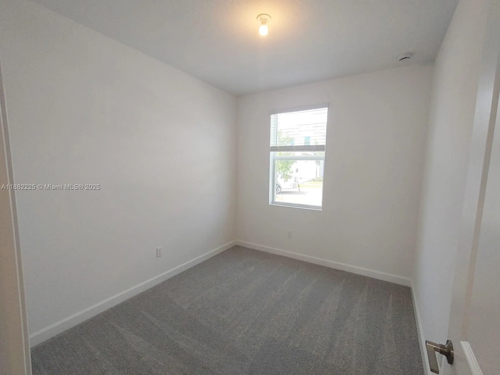 519 SE Rivergrass St, #519