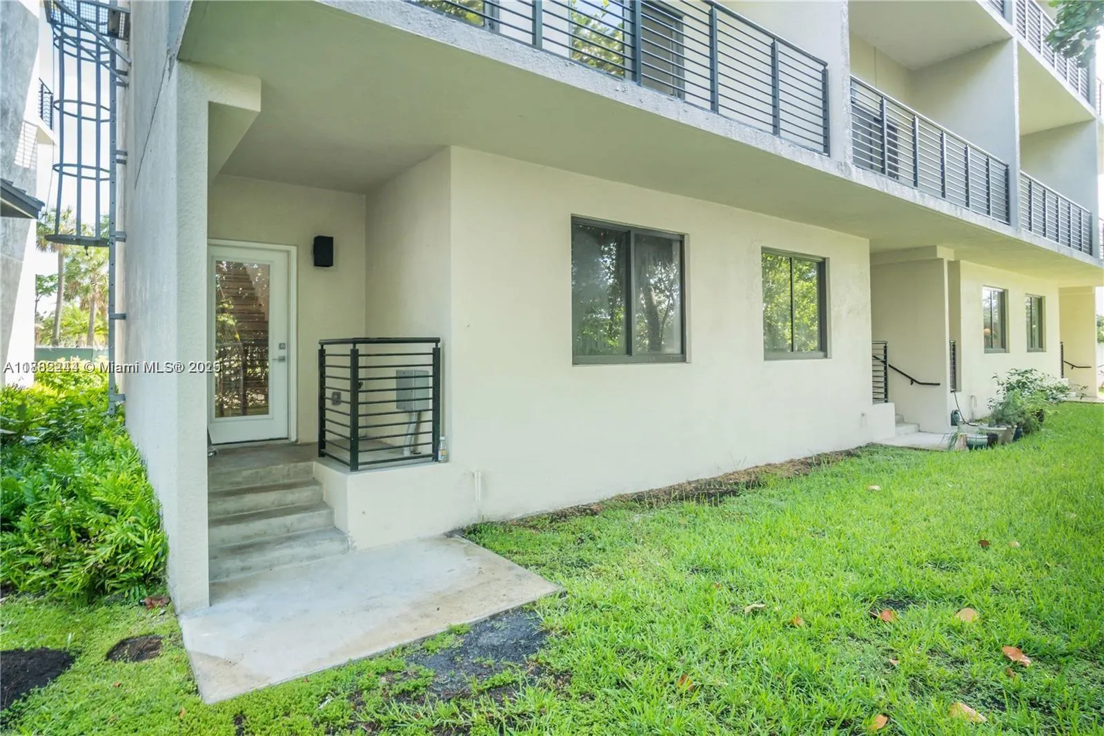 532 SE 1st Cir, #0