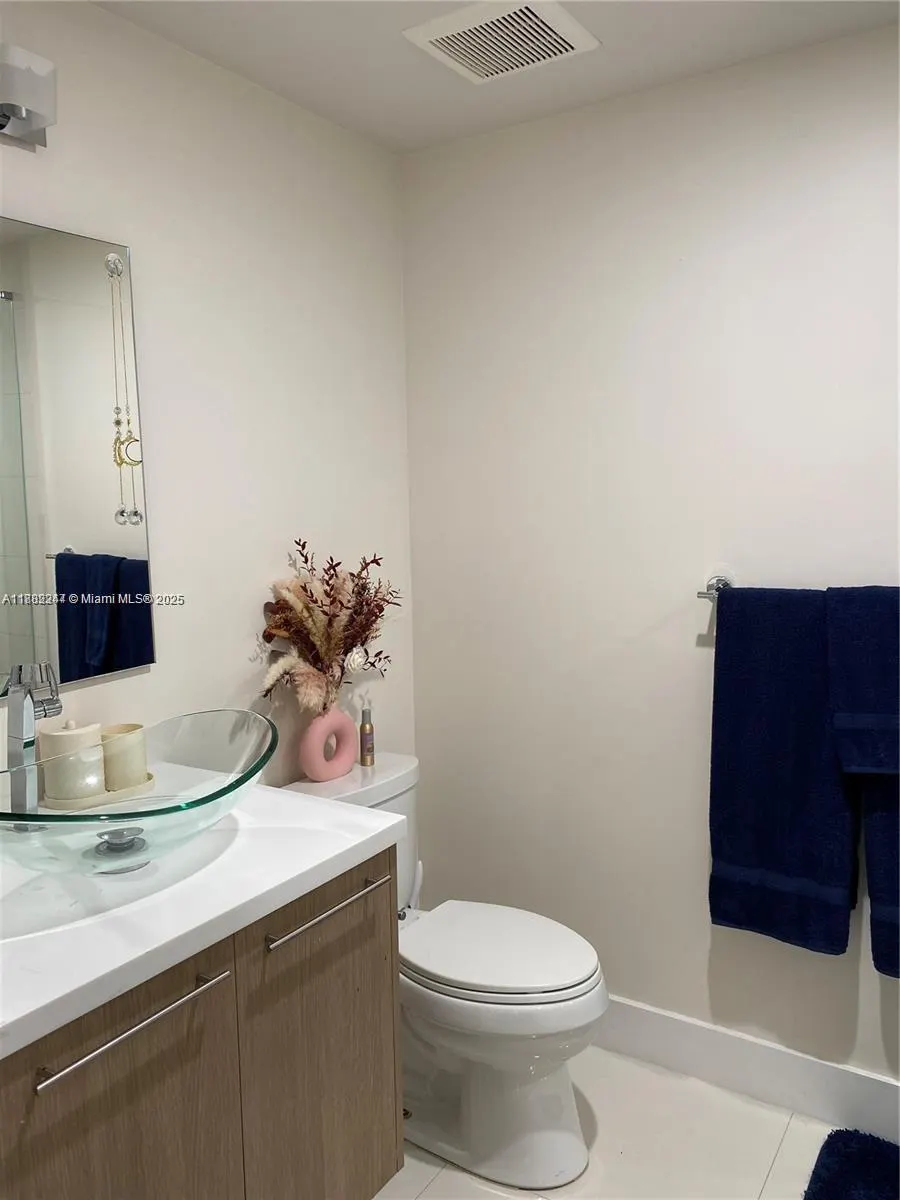 532 SE 1st Cir, #0
