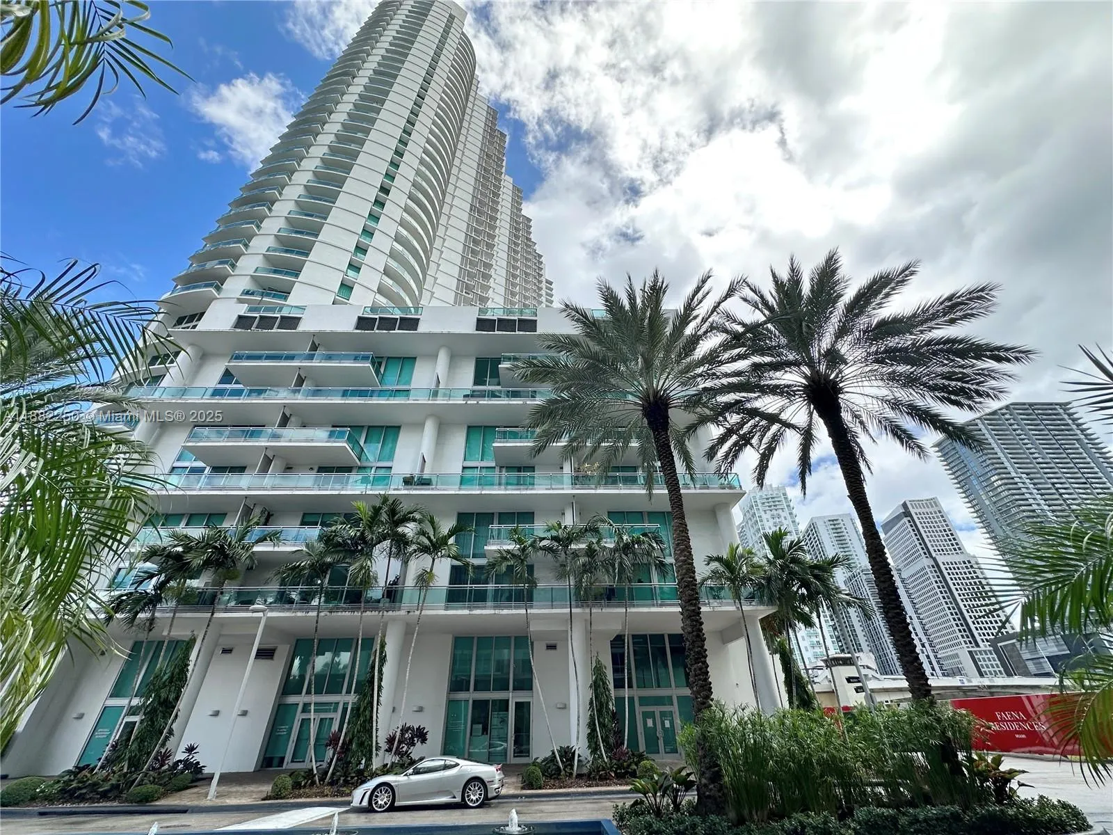 350 S Miami Ave, #2215