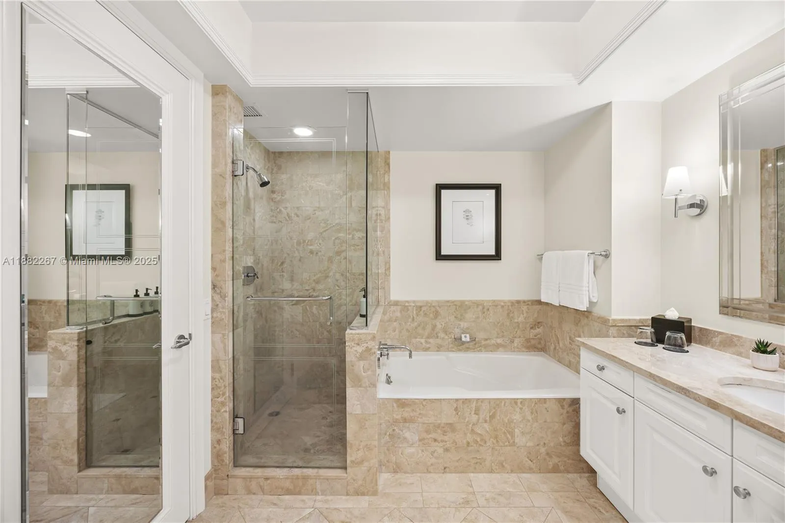 1435 Brickell Ave, #3203