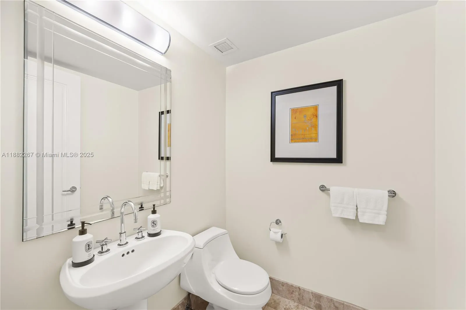 1435 Brickell Ave, #3203