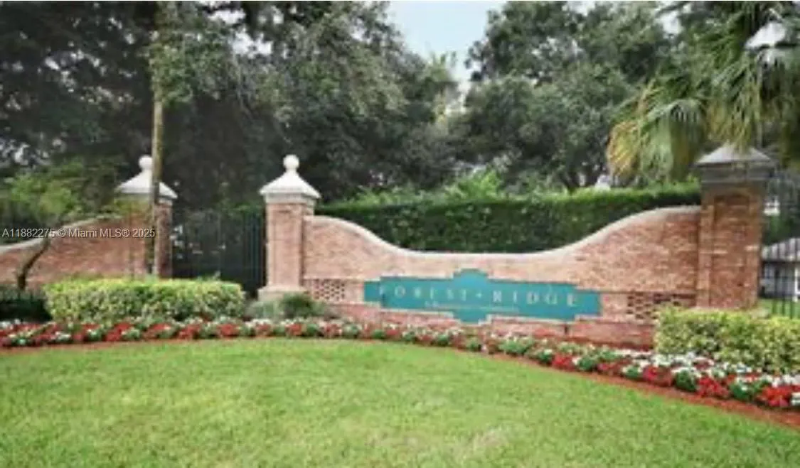 2957 Myrtle Oak Cir