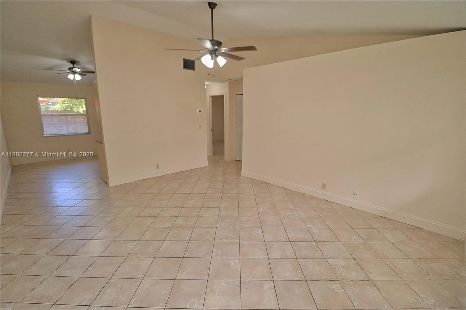 278 SW 7th St, #3