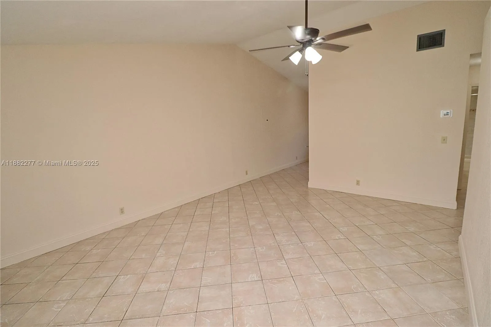 278 SW 7th St, #3