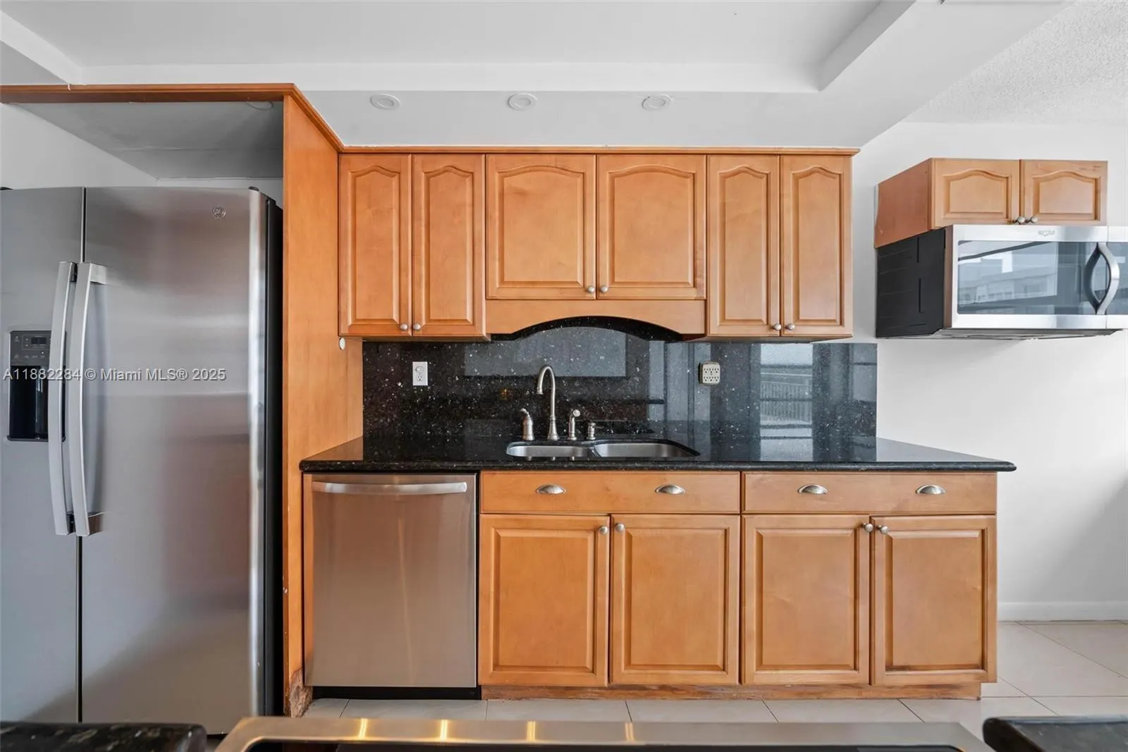 18061 Biscayne Blvd, #1701