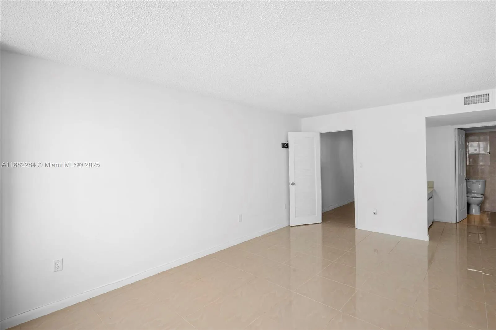 18061 Biscayne Blvd, #1701