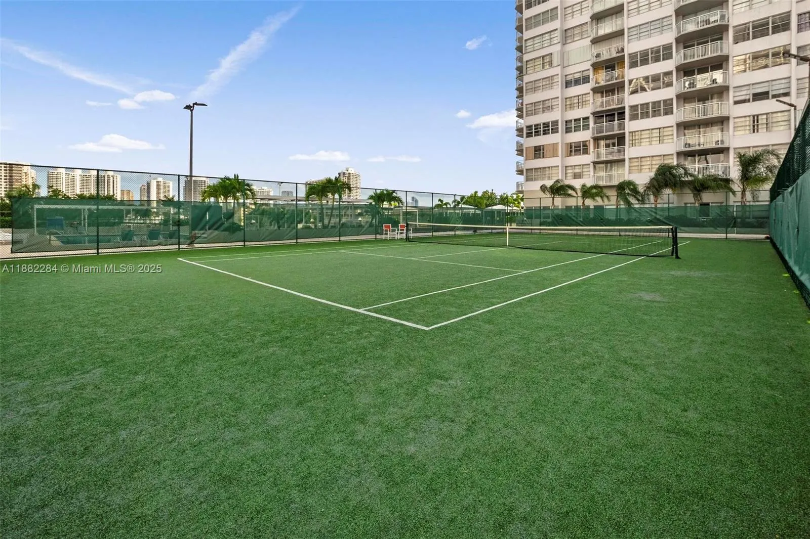 18061 Biscayne Blvd, #1701