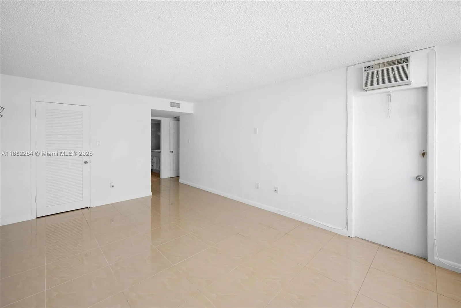 18061 Biscayne Blvd, #1701