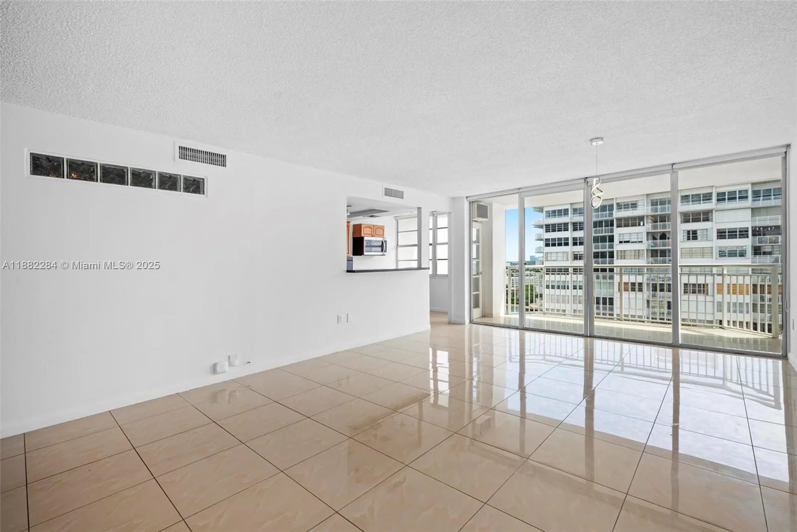 18061 Biscayne Blvd, #1701