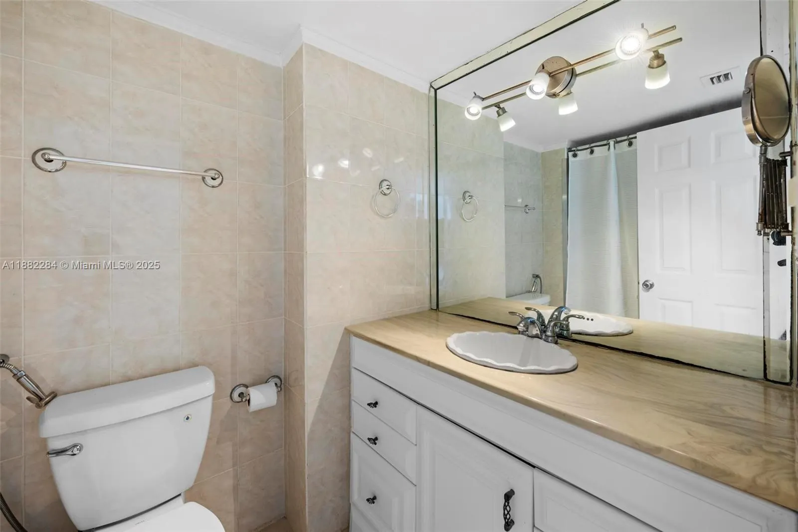 18061 Biscayne Blvd, #1701