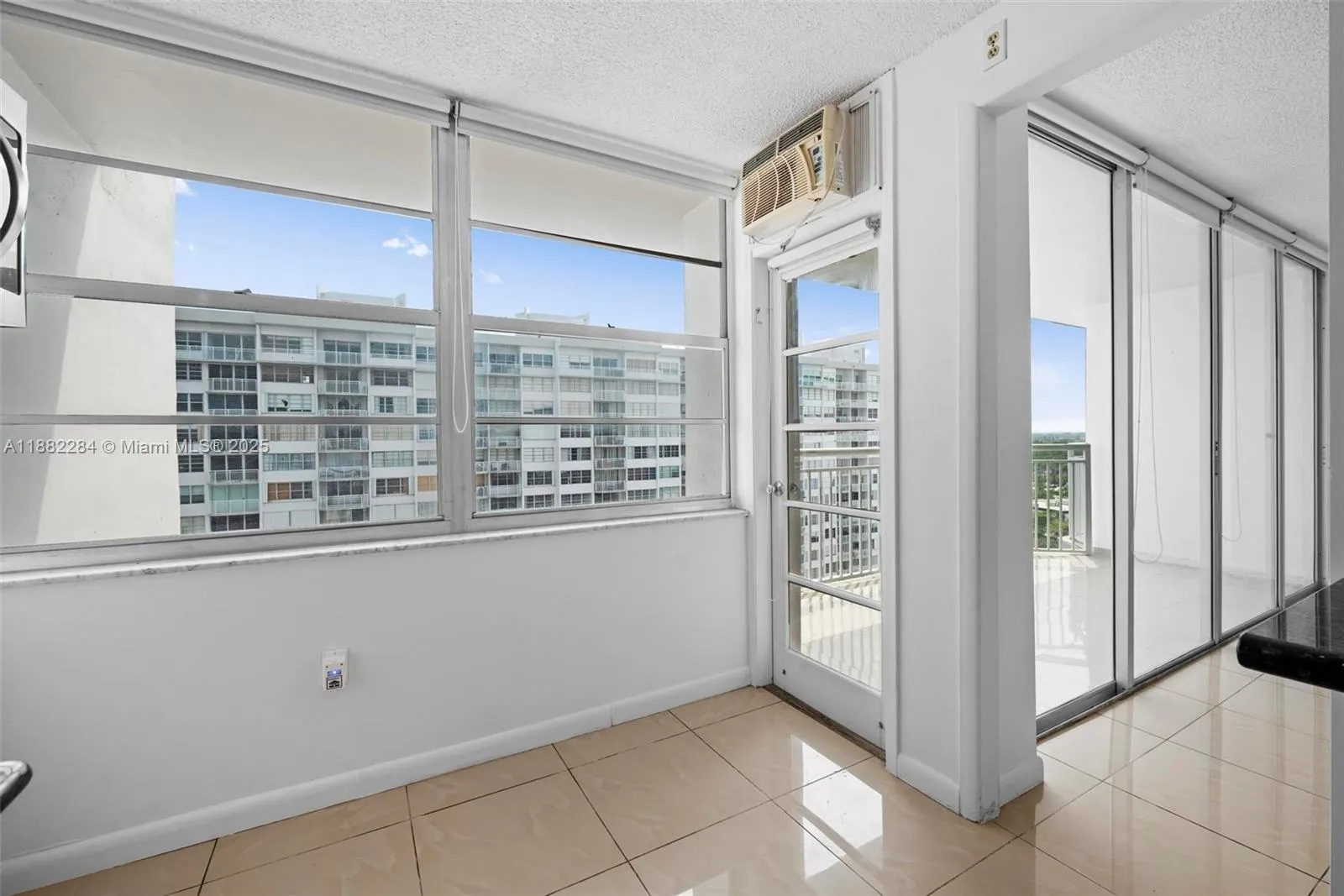 18061 Biscayne Blvd, #1701