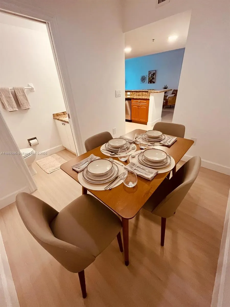 120 SW 37th Ave, #302