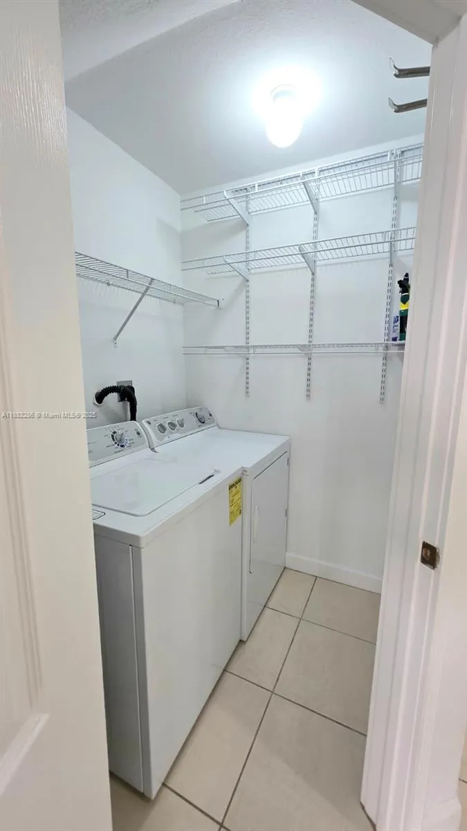 5570 NW 107th Ave, #902