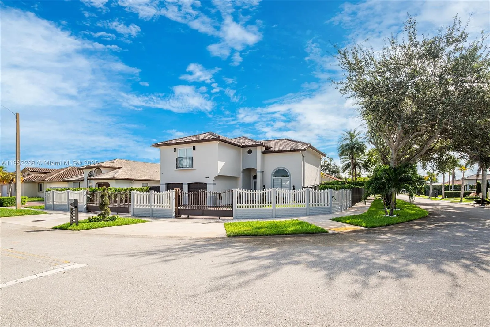 1385 SW 143rd Ct