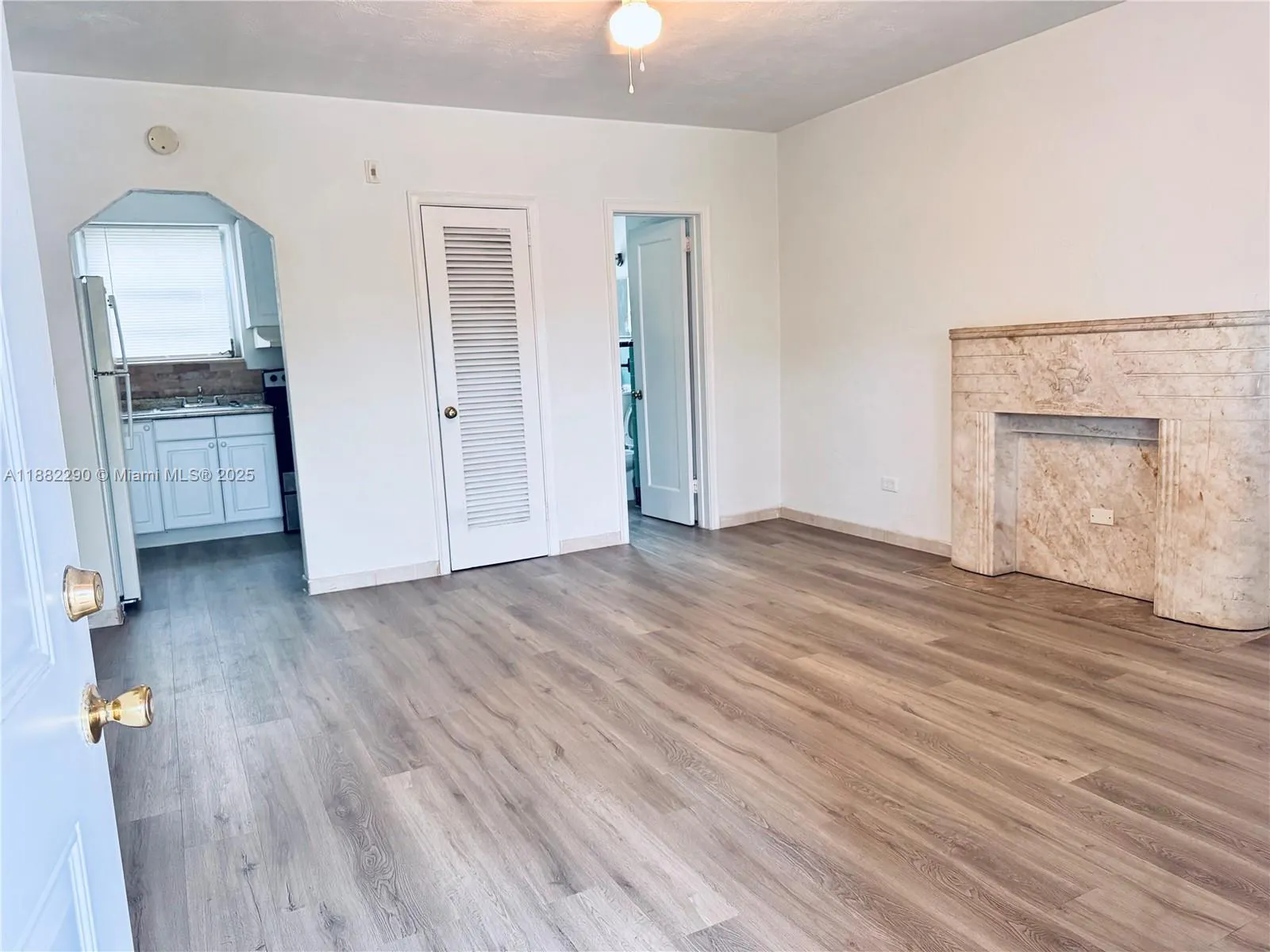 756 N 17th Ave, #12
