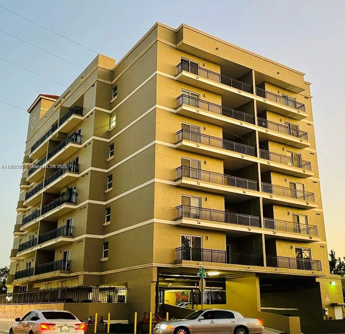 120 SW 37th Ave, #306