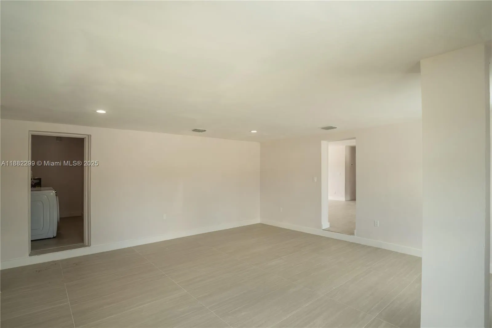 11872 SW 196th Ter