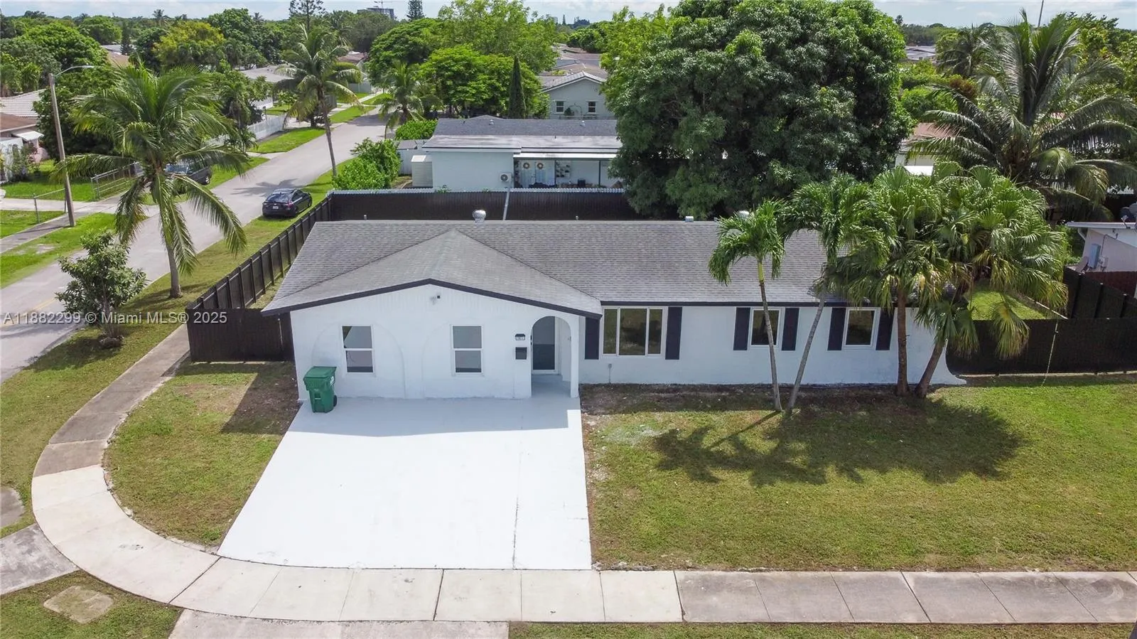11872 SW 196th Ter