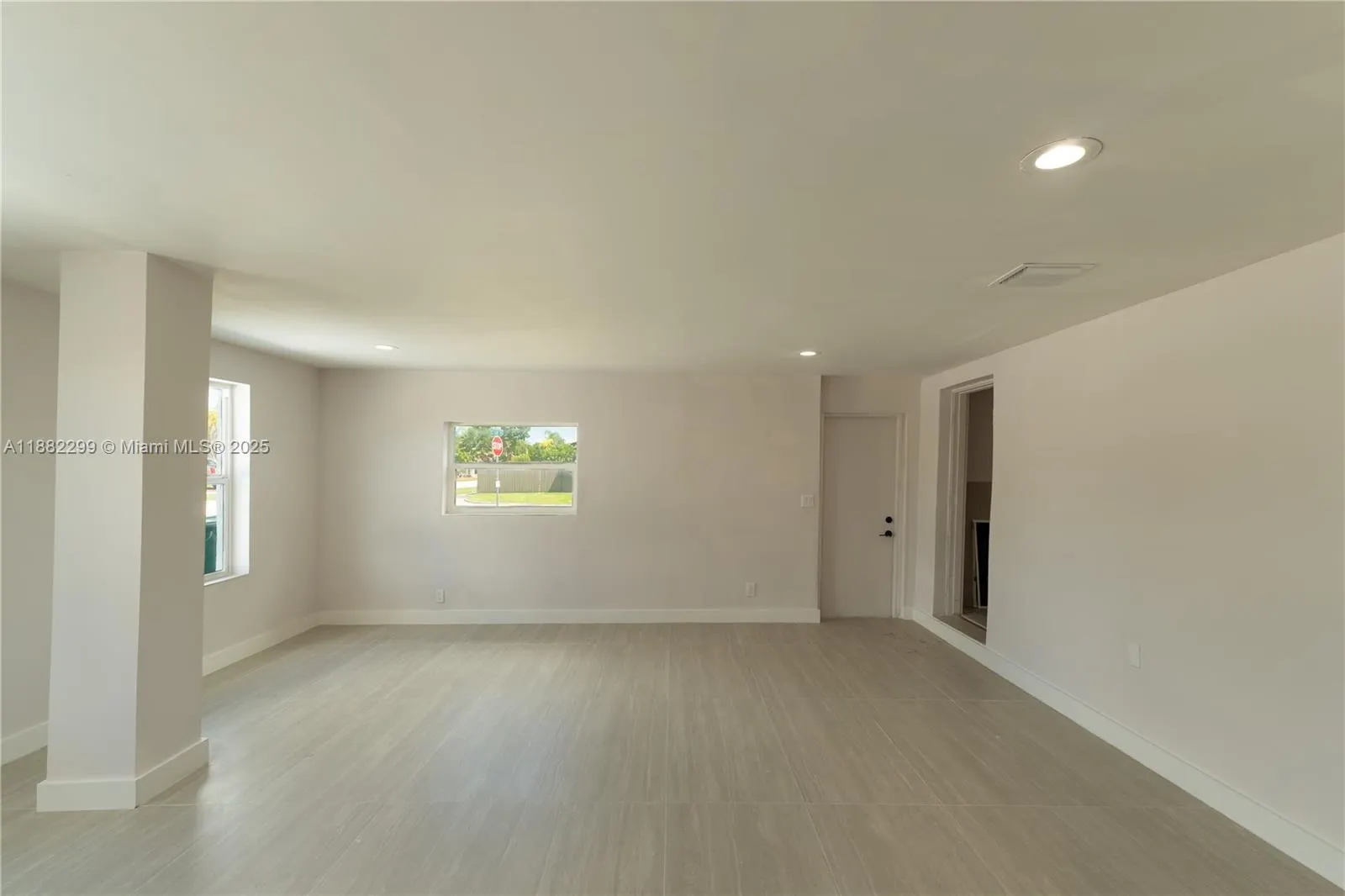 11872 SW 196th Ter