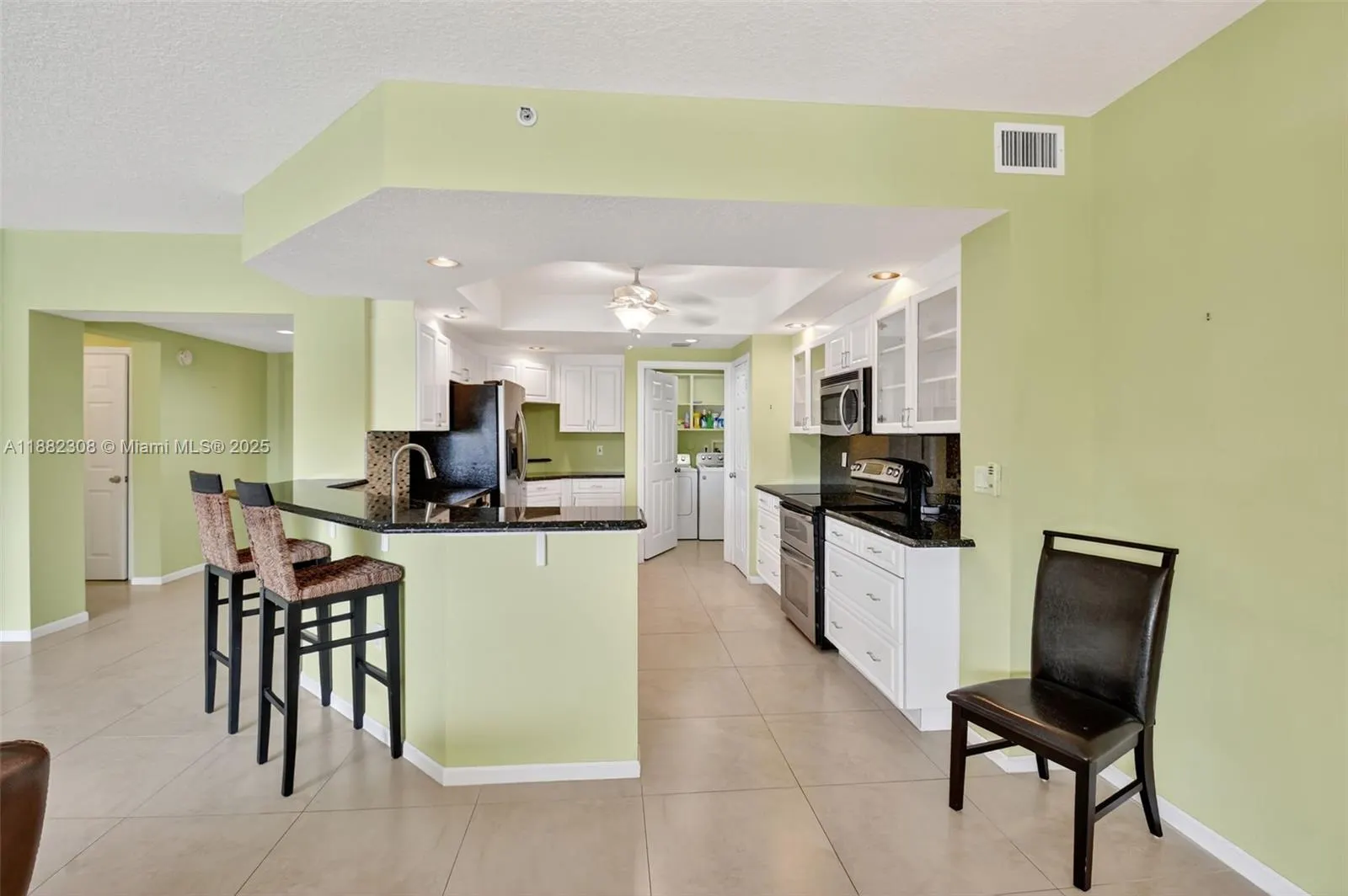 5938 Crystal Shores Dr, #103