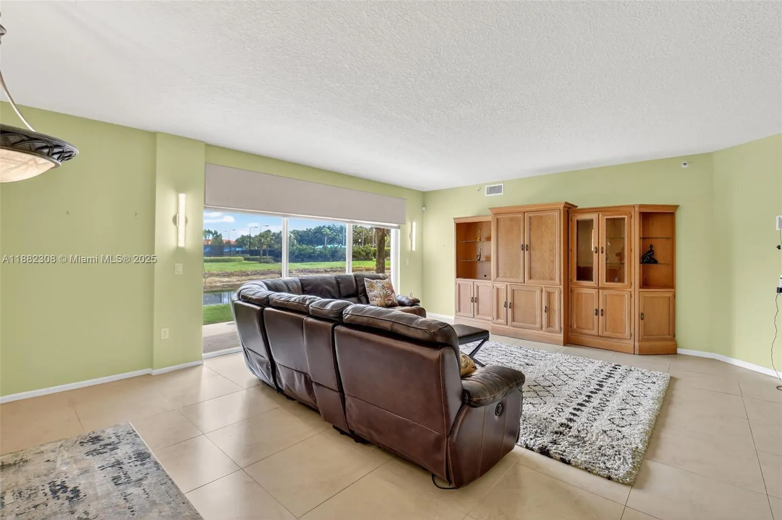 5938 Crystal Shores Dr, #103