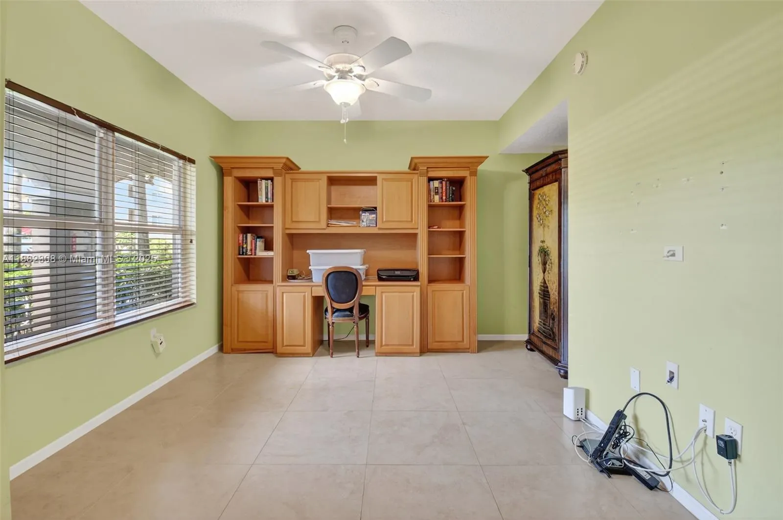 5938 Crystal Shores Dr, #103