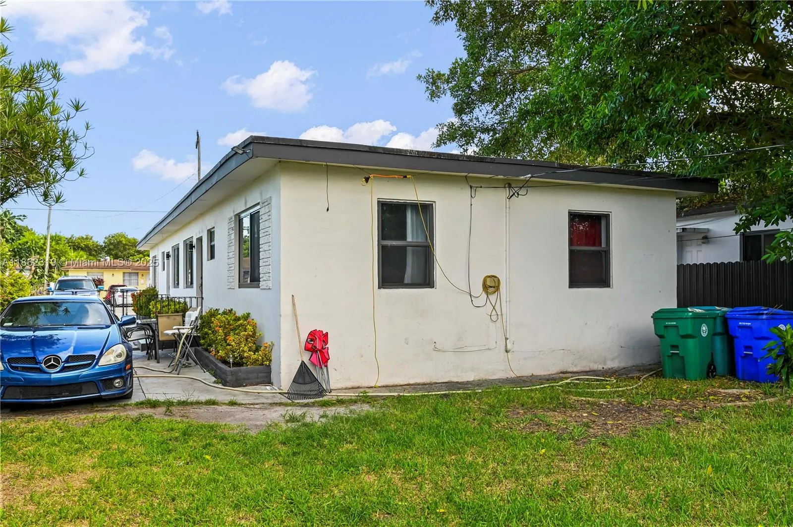 2465 NW 35th St, #FRONT