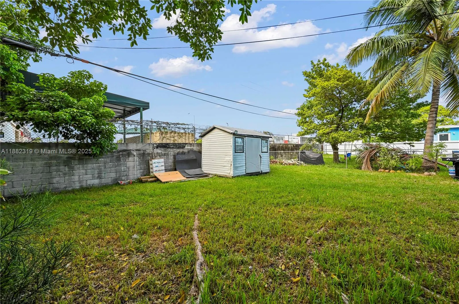 2465 NW 35th St, #FRONT