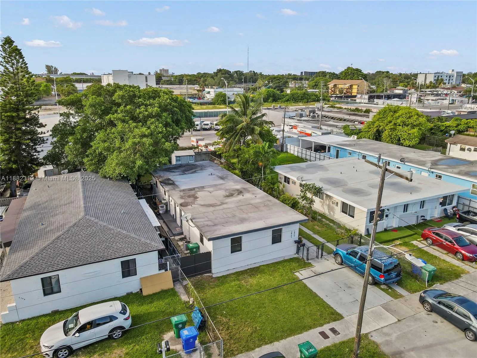 2465 NW 35th St, #FRONT