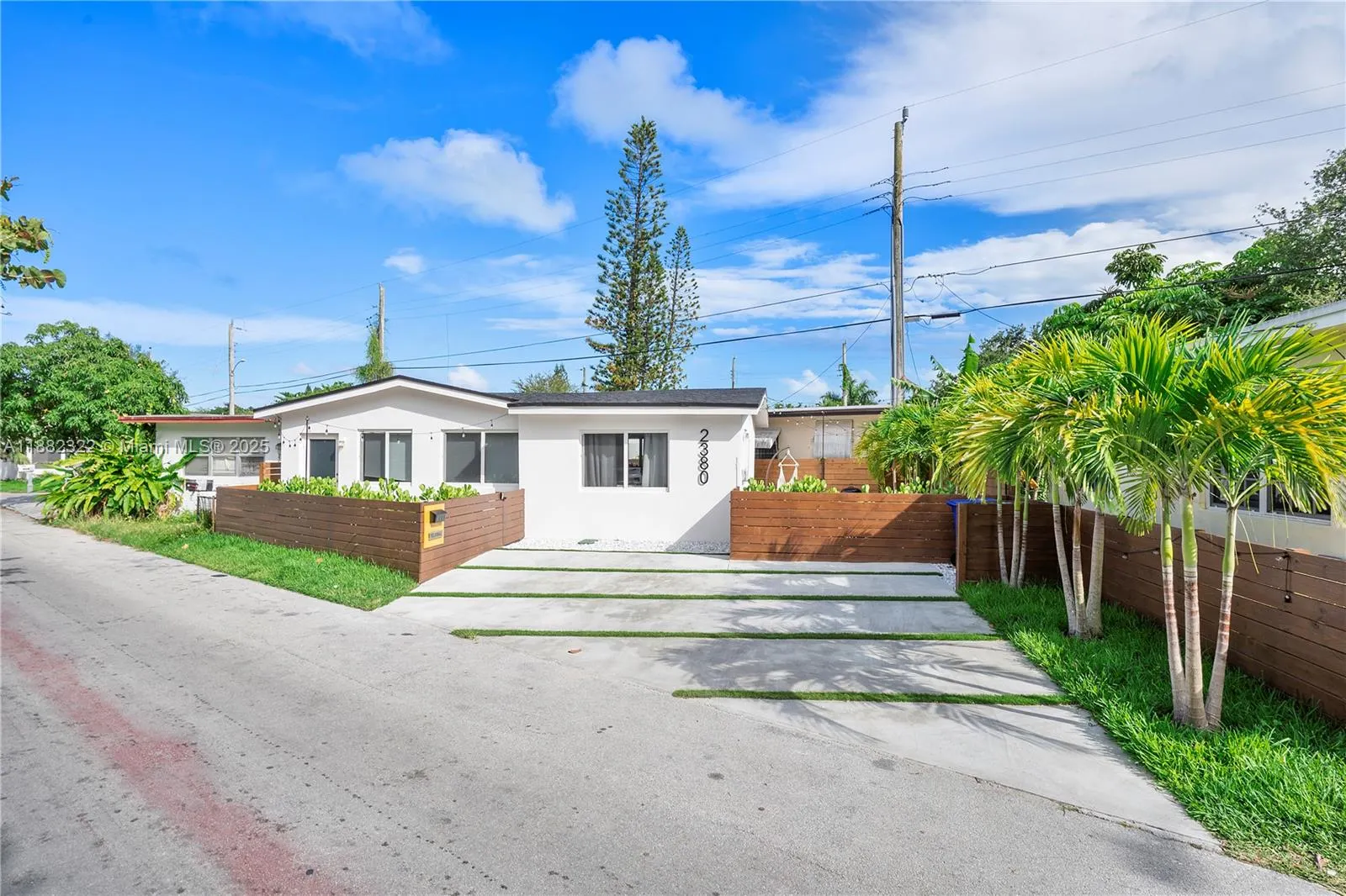 2380 NE 137th St, #RIGHT