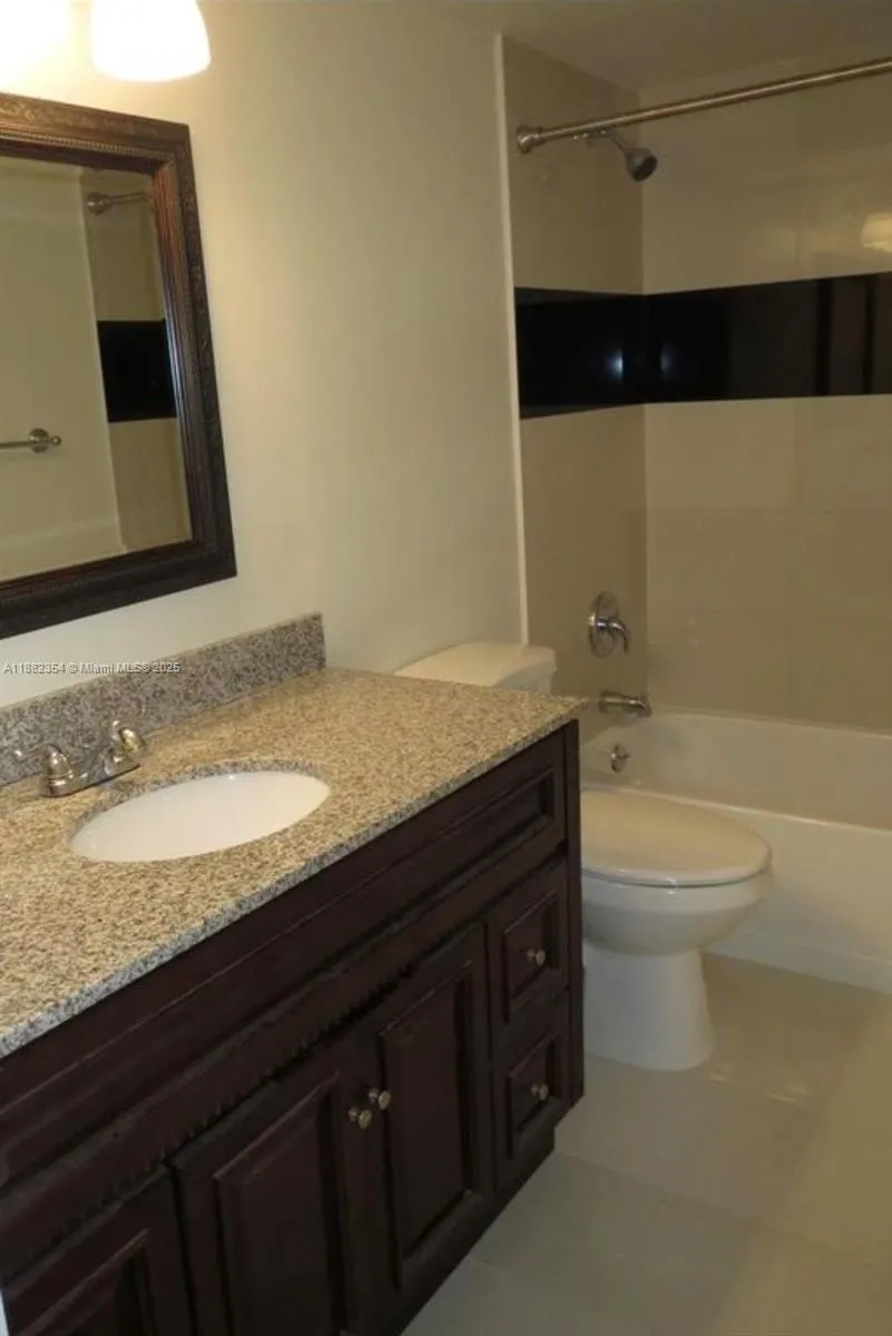 2200 E Hallandale Beach Blvd, #412