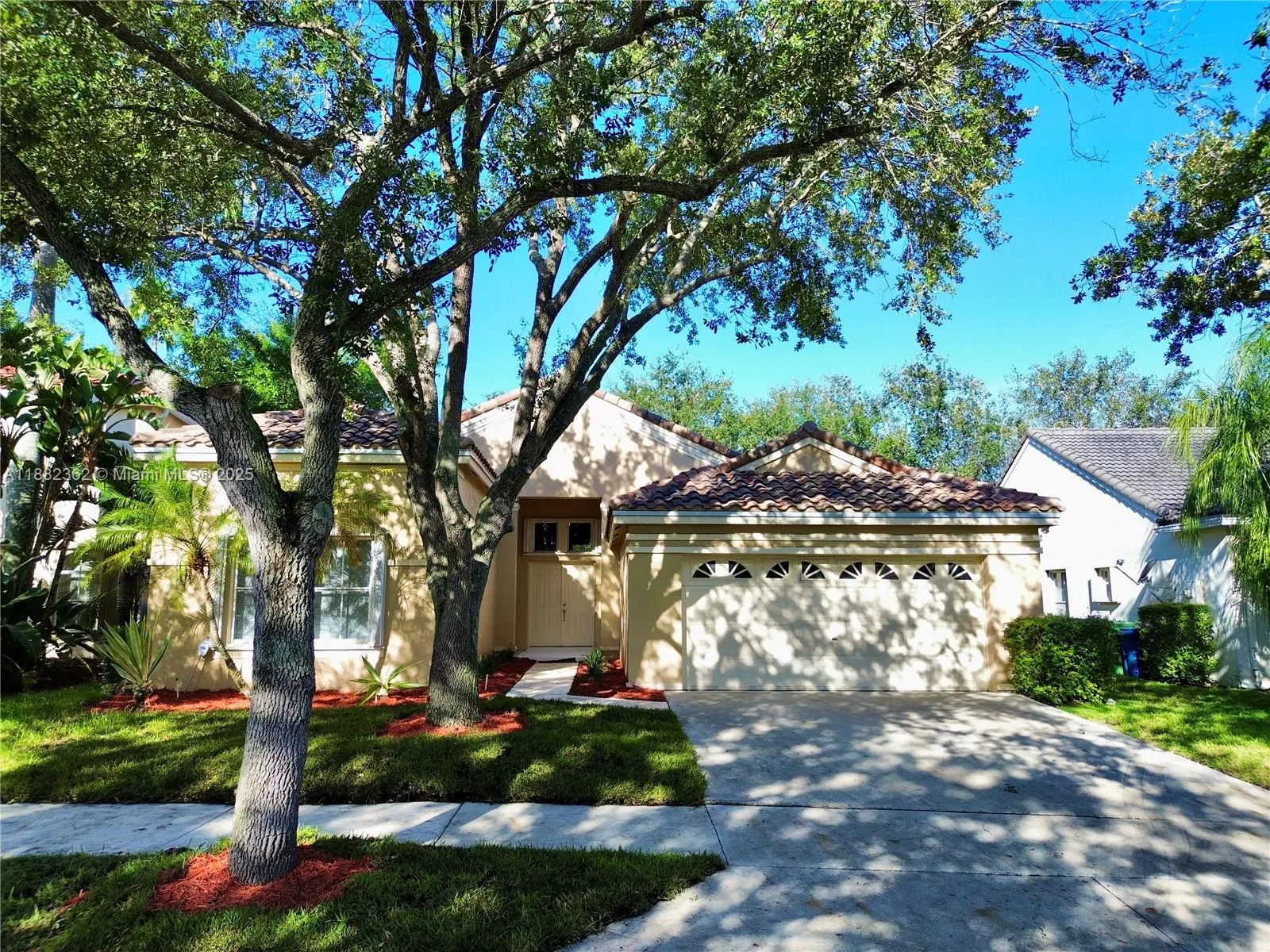 611 Carrington Ln